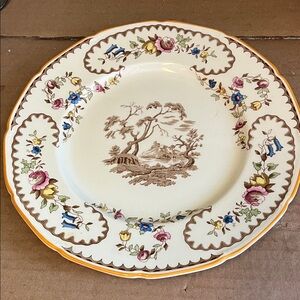 Floral Patterned Ceramic Dinner Plate Royal Doulton 10 1/2 inch
